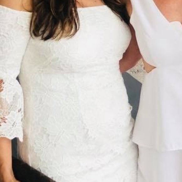 Vince Camuto white lace bell sleeve dress - Picture 3 of 3